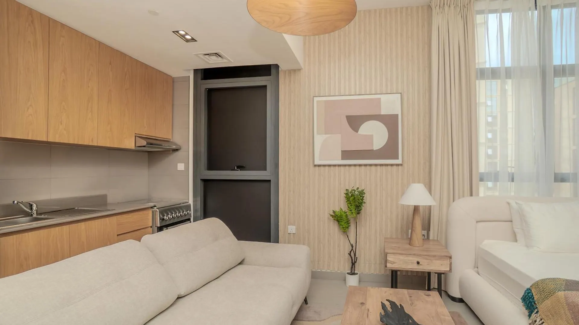 Private Luxury Studio By Blue Cloud Holidays Sharjah 0*,