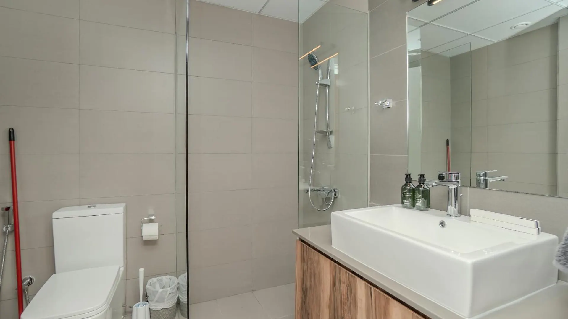Private Luxury Studio By Blue Cloud Holidays Sharjah