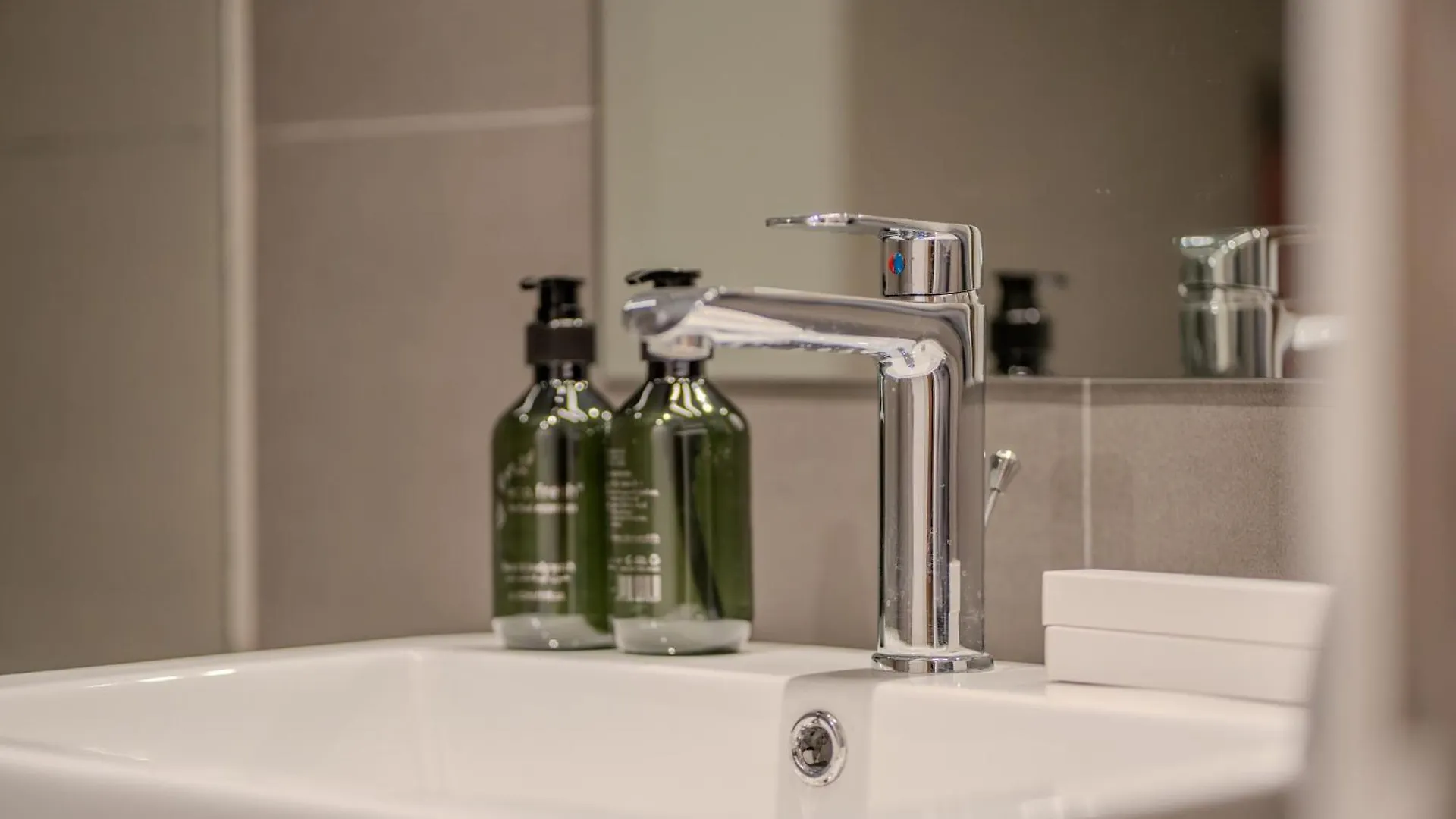 Private Luxury Studio By Blue Cloud Holidays Sharjah 0*,  Emirados Árabes Unidos